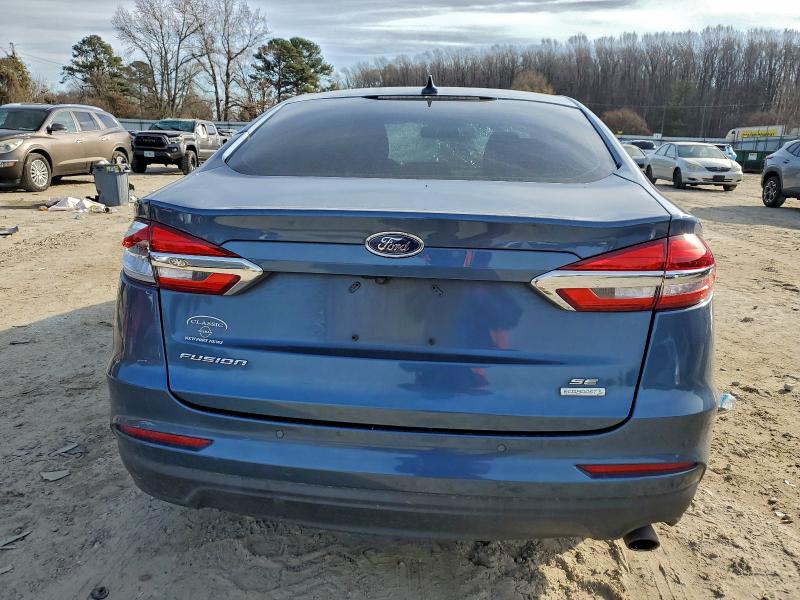 Photo 6 from auction – 2019 FORD FUSION SE with VIN 3FA6P0HD1KR272319