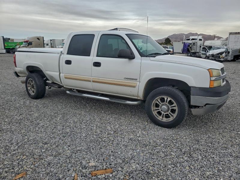Photo 4 from auction – 2003 CHEVROLET SILVERADO with VIN 1GCHC23U83F239298
