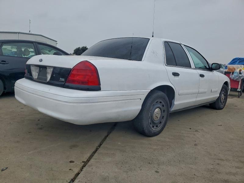 Photo 3 from auction – 2004 FORD CROWN VICT with VIN 2FAHP71W54X105933