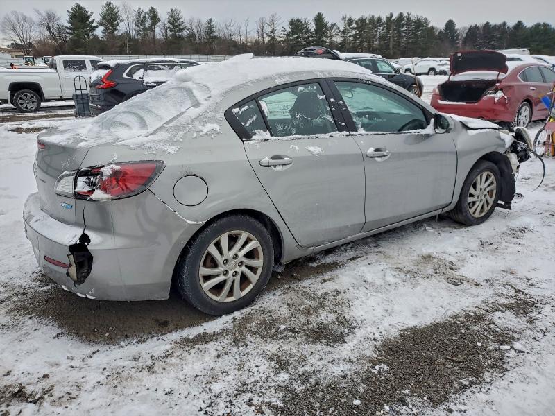 Photo 3 from auction – 2012 MAZDA 3 I with VIN JM1BL1W84C1538833