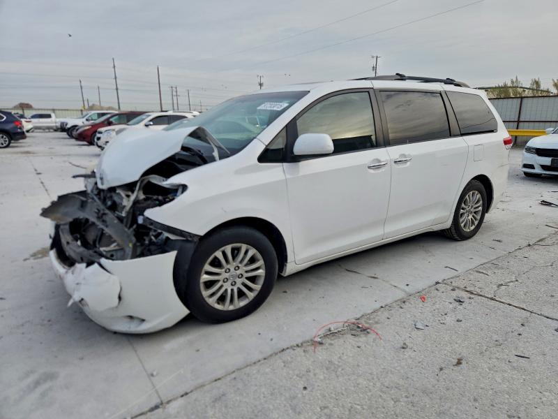 TOYOTA SIENNA XLE 2012 with VIN 5TDYK3DC8CS279315 - Photo from auction