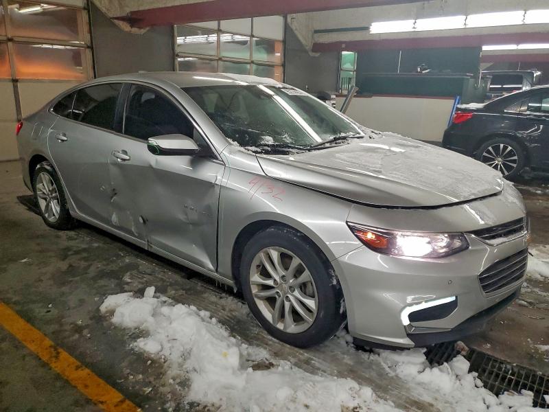 Photo 4 from auction – 2016 CHEVROLET MALIBU LT with VIN 1G1ZE5STXGF323033
