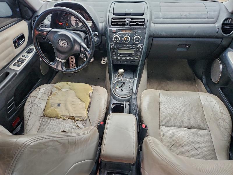 Photo 8 from auction – 2004 LEXUS IS 300 with VIN JTHBD192440091821