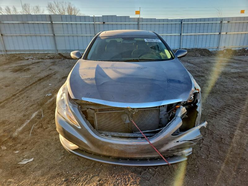 Photo 5 from auction – 2013 HYUNDAI SONATA SE with VIN 5NPEC4AC0DH600135