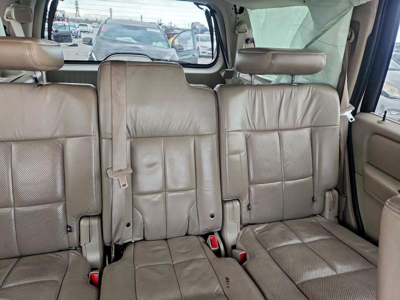 Photo 10 from auction – 2011 LINCOLN NAVIGATOR with VIN 5LMJJ2H51BEJ02242