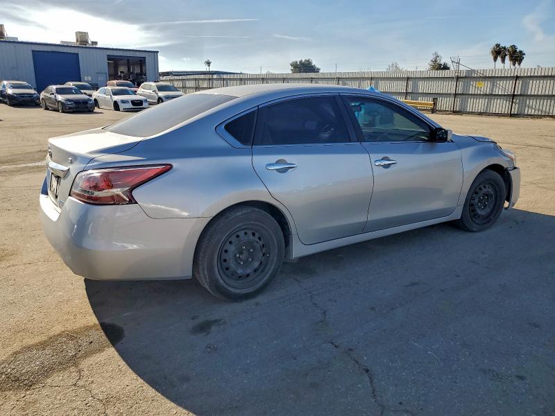 Photo 3 from auction – 2013 NISSAN ALTIMA 2.5 with VIN 1N4AL3AP6DC173461