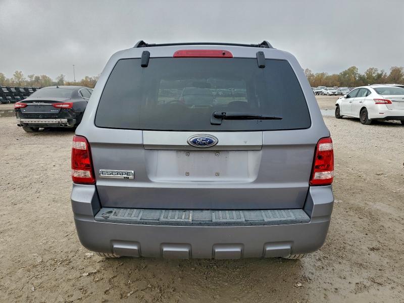 Photo 6 from auction – 2008 FORD ESCAPE with VIN 1FMCU031X8KB09843