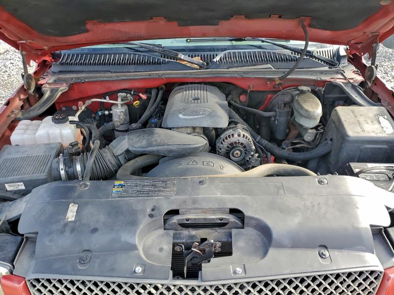 Photo 11 from auction – 2004 CHEVROLET SILVERADO with VIN 1GCEK19T04Z198034