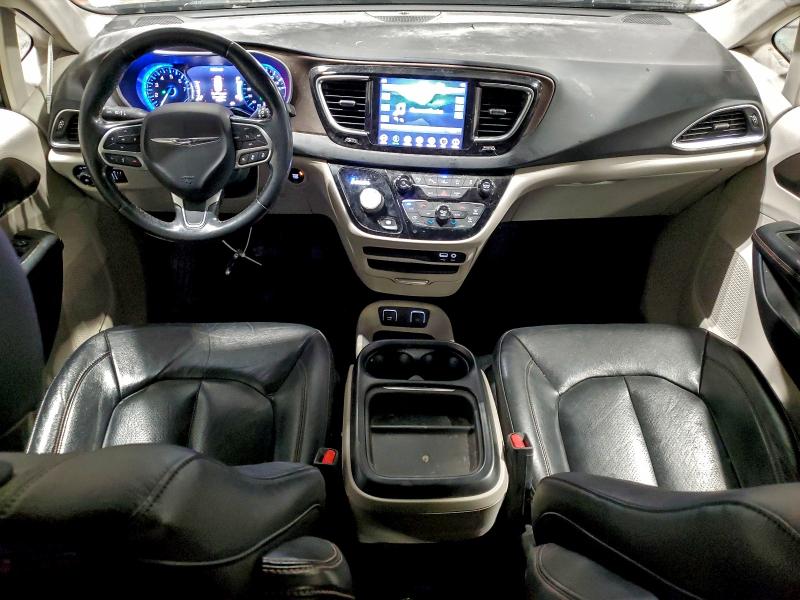 Photo 8 from auction – 2019 CHRYSLER PACIFICA T with VIN 2C4RC1EG5KR594135