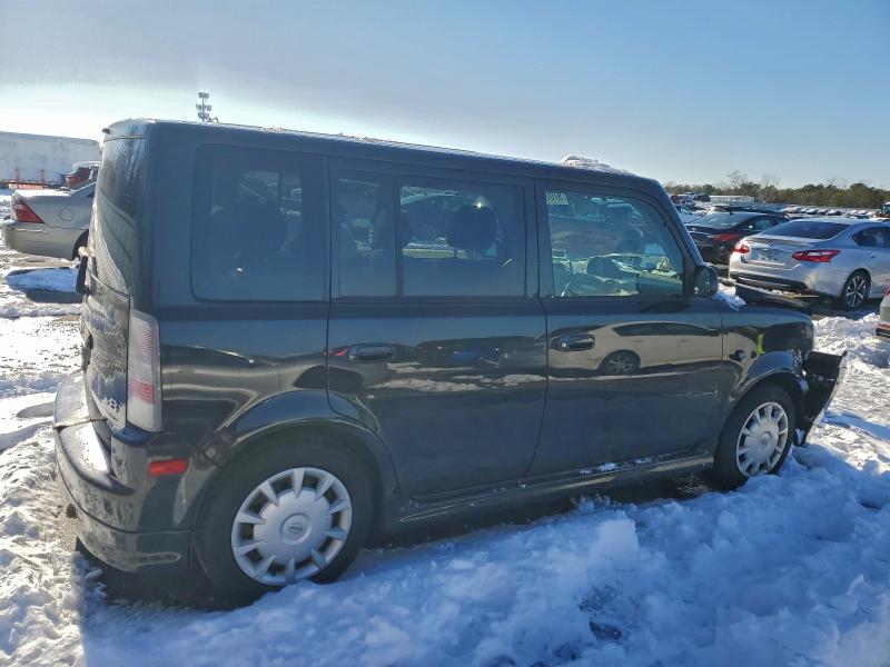 Photo 3 from auction – 2006 TOYOTA SCION with VIN JTLKT334564113979