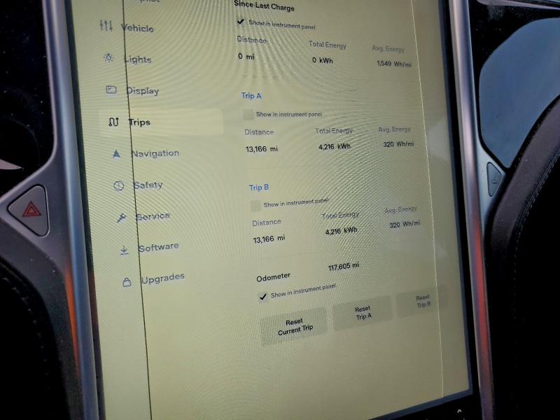 Photo 9 from auction – 2015 TESLA MODEL S 85 with VIN 5YJSA1H25FF097630