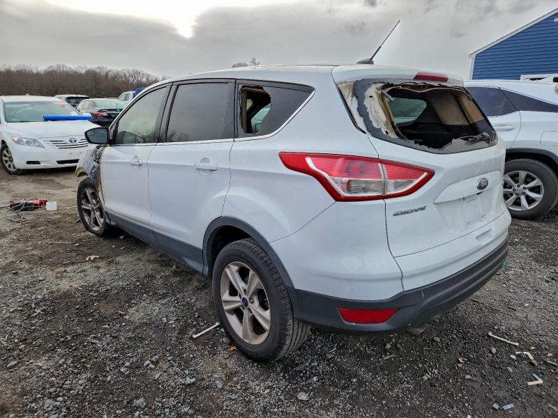 Photo 2 from auction – 2014 FORD ESCAPE SE with VIN 1FMCU9GX1EUD72984