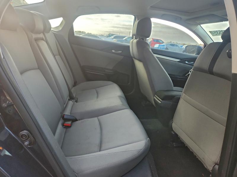 صورة رقم 10 من المزاد - 2017 HONDA CIVIC EX مع VIN 19XFC2F72HE004572