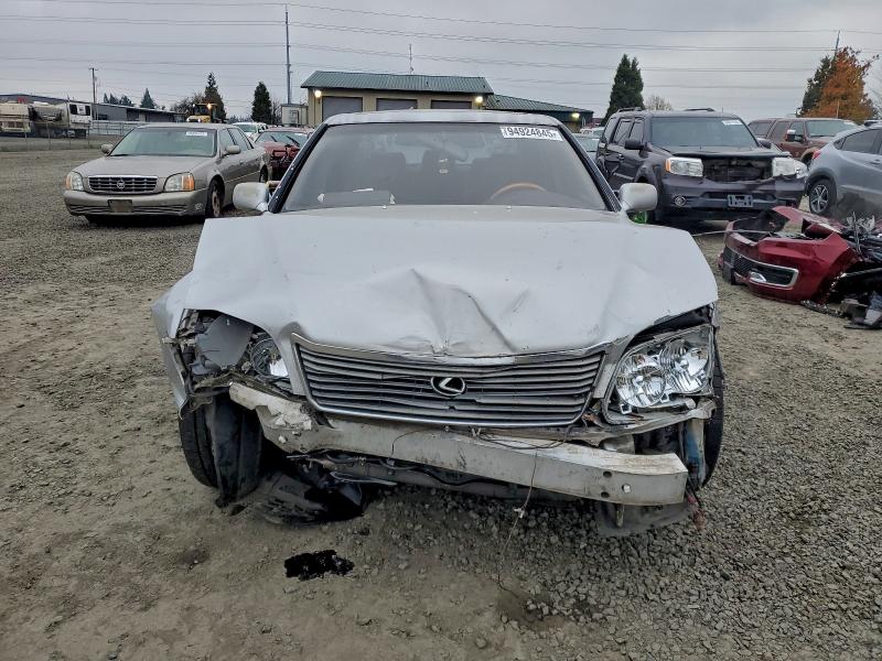 Photo 5 from auction – 1998 LEXUS LS 400 with VIN JT8BH28F5W0118221