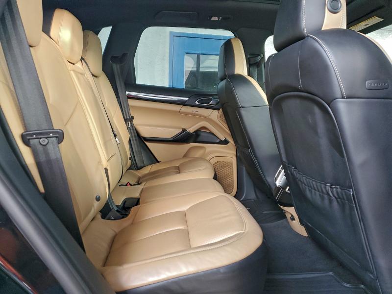 Photo 11 from auction – 2016 PORSCHE CAYENNE with VIN WP1AA2A27GKA36097