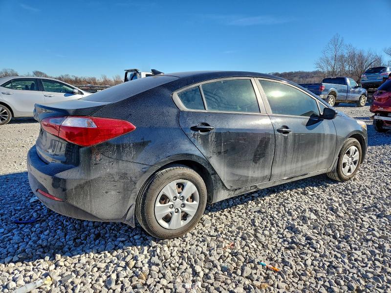 Photo 3 from auction – 2014 KIA FORTE with VIN KNAFK4A61E5124588
