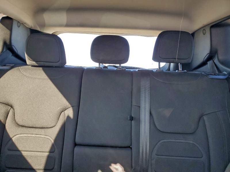 Photo 10 from auction – 2018 JEEP RENEGADE L with VIN ZACCJABB8JPH16994