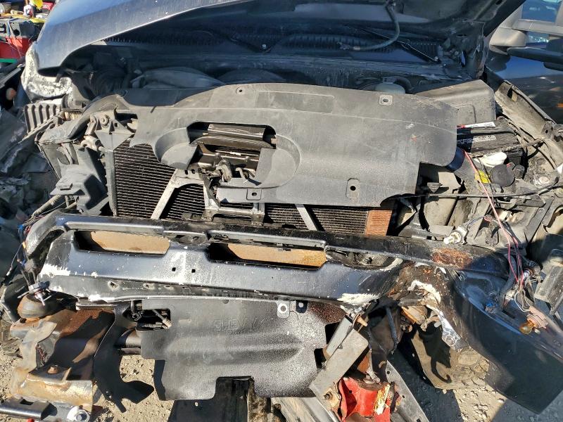 Photo 11 from auction – 2003 CHEVROLET SILVERADO with VIN 2GCEK19T331135730
