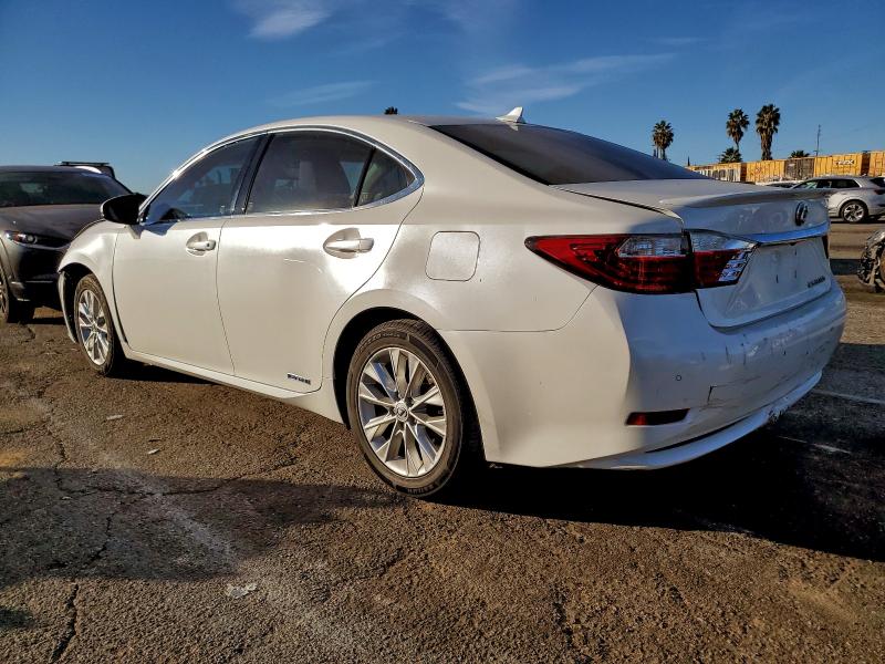 Photo 2 from auction – 2014 LEXUS ES 300H with VIN JTHBW1GG4E2055223