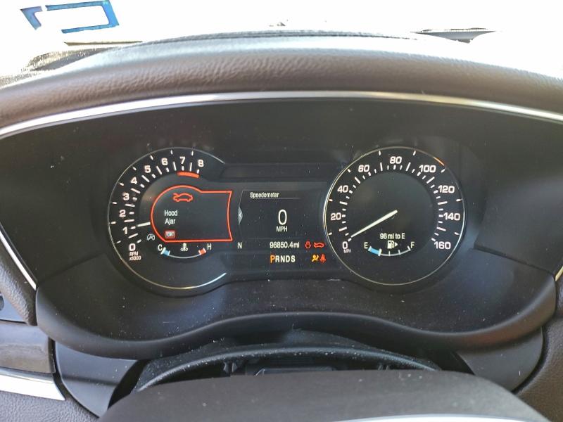 Photo 9 from auction – 2018 LINCOLN MKC RESERV with VIN 5LMCJ3C92JUL14564