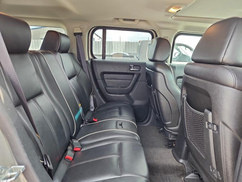 Photo 11 from auction – 2006 HUMMER H3 with VIN 5GTDN136068119758