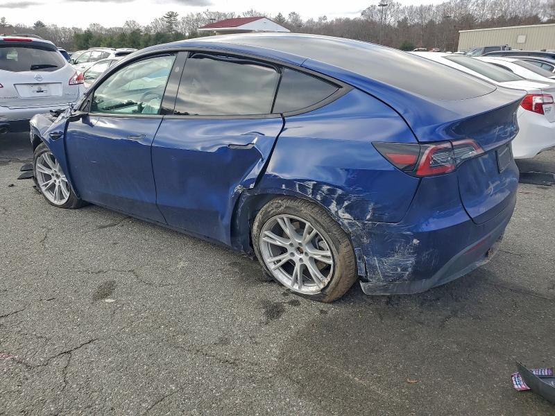 Photo 2 from auction – 2024 TESLA MODEL Y with VIN 7SAYGDEE0RA265588