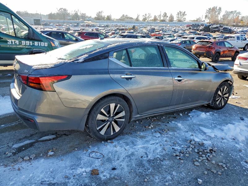 Photo 3 from auction – 2022 NISSAN ALTIMA SV with VIN 1N4BL4DV9NN306031