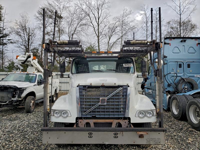 Photo 5 from auction – 2013 VOLVO VAH with VIN 4V5RC9DG2DN563117