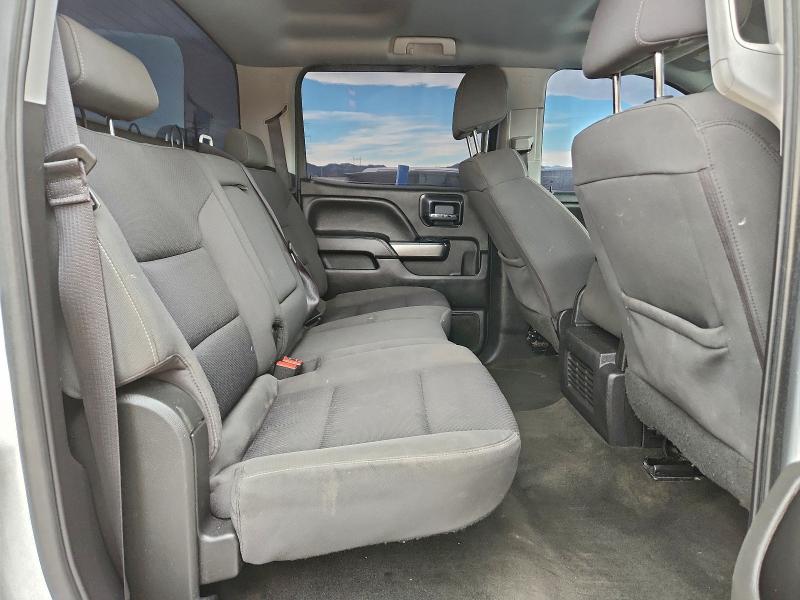 Photo 10 from auction – 2018 CHEVROLET SILVERADO with VIN 3GCUKRER2JG273865