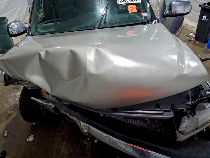 Photo 11 from auction – 2002 CHEVROLET SILVERADO with VIN 1GCEC19T02Z102879