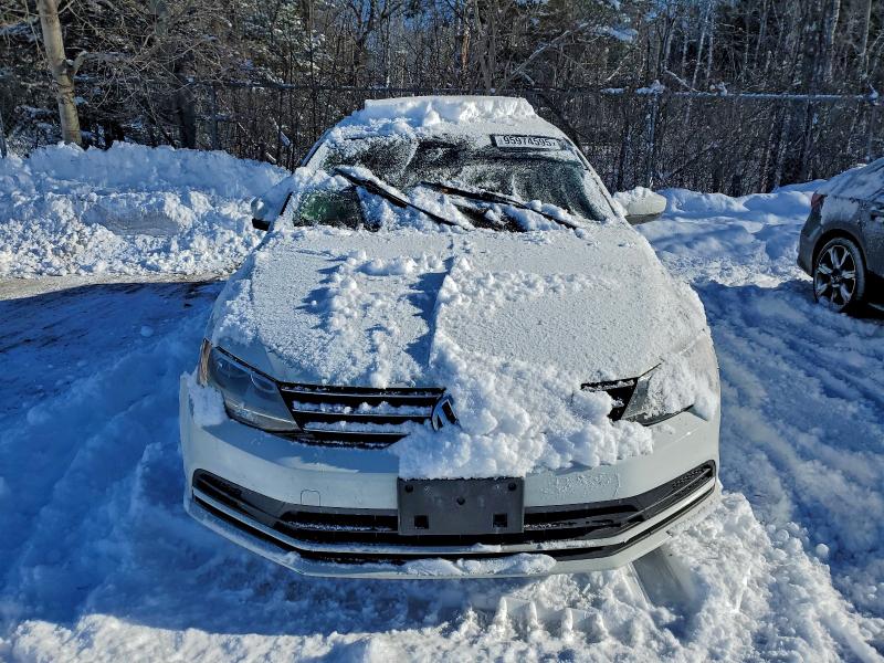 Photo 5 from auction – 2017 VOLKSWAGEN JETTA S with VIN 3VW2B7AJ2HM216652
