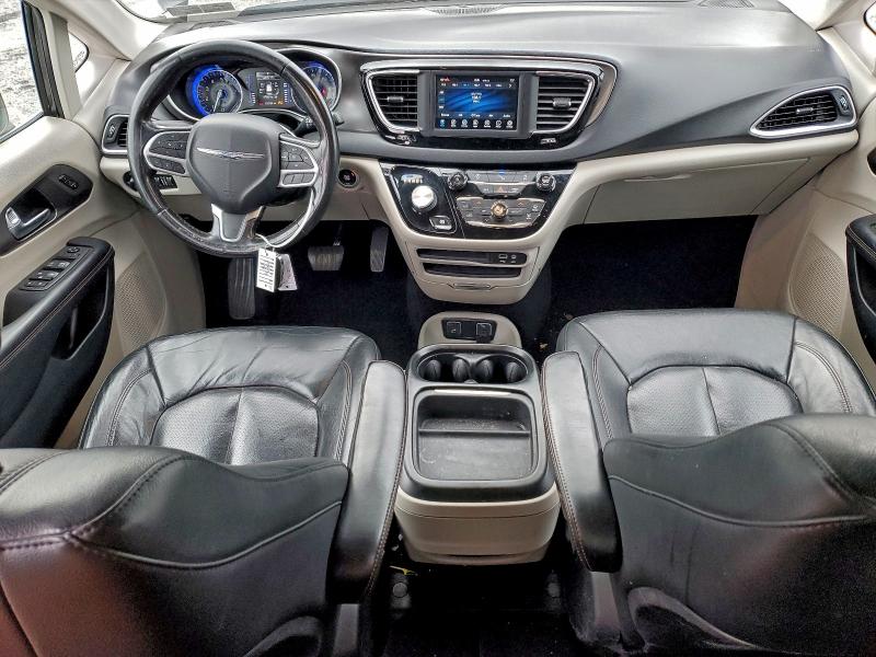 Photo 8 from auction – 2020 CHRYSLER PACIFICA T with VIN 2C4RC1BG6LR109488