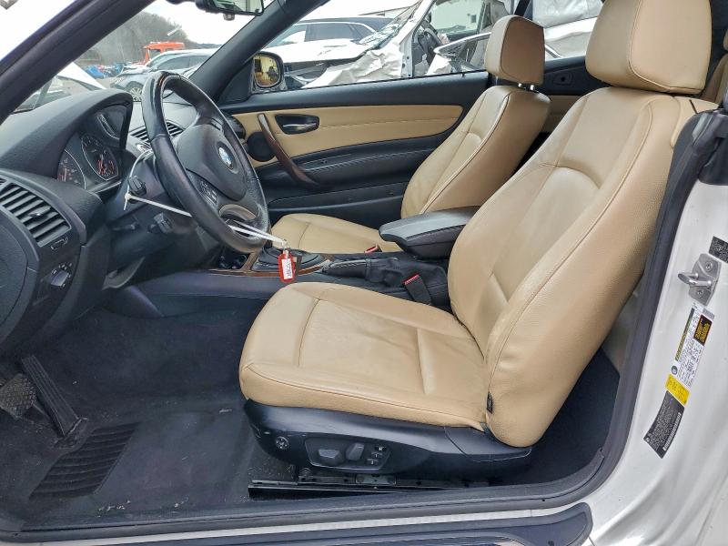 Photo 7 from auction – 2011 BMW 128 I with VIN WBAUN1C52BVH83800