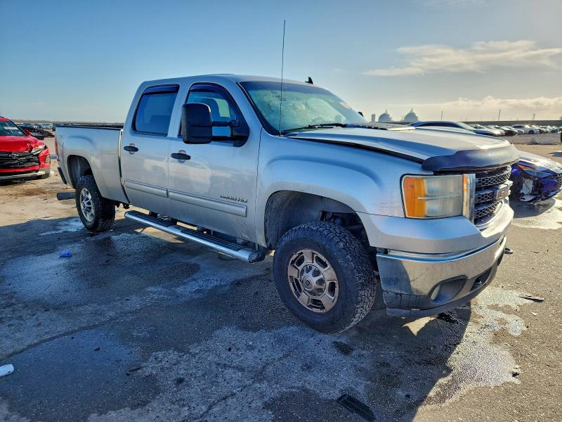 Photo 4 from auction – 2011 GMC SIERRA K25 with VIN 1GT120C87BF117719