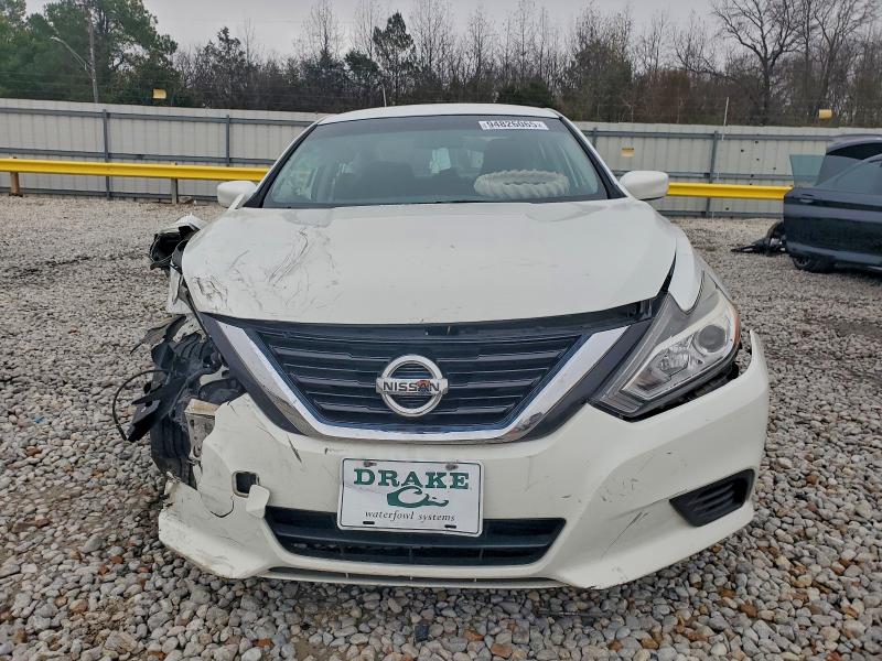 Photo 5 from auction – 2017 NISSAN ALTIMA 2.5 with VIN 1N4AL3AP1HN354297