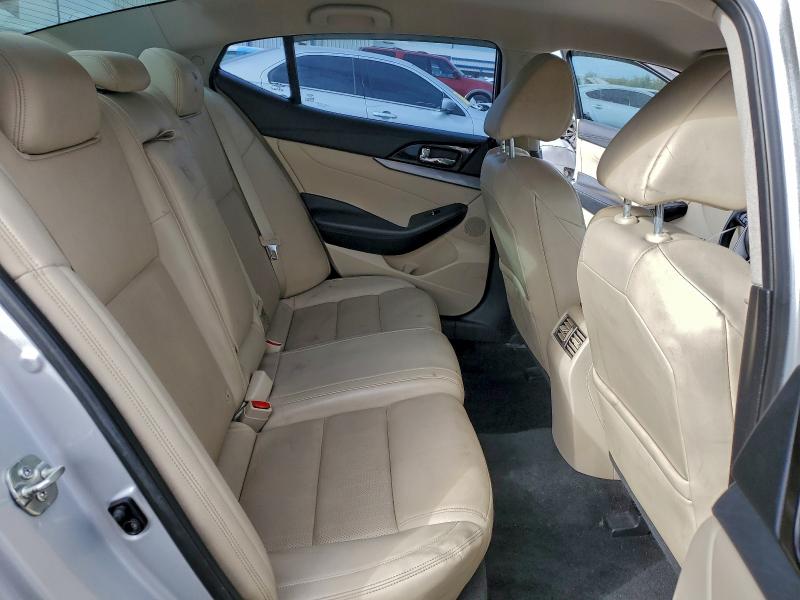 Photo 10 from auction – 2016 NISSAN MAXIMA 3.5 with VIN 1N4AA6AP6GC380590