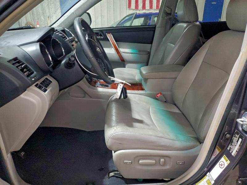 Photo 7 from auction – 2013 TOYOTA HIGHLANDER with VIN 5TDDK3EH1DS180720