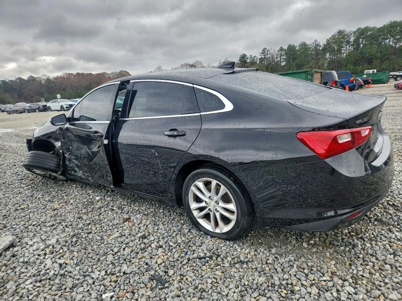 Photo 2 from auction – 2017 CHEVROLET MALIBU LT with VIN 1G1ZE5ST7HF137029