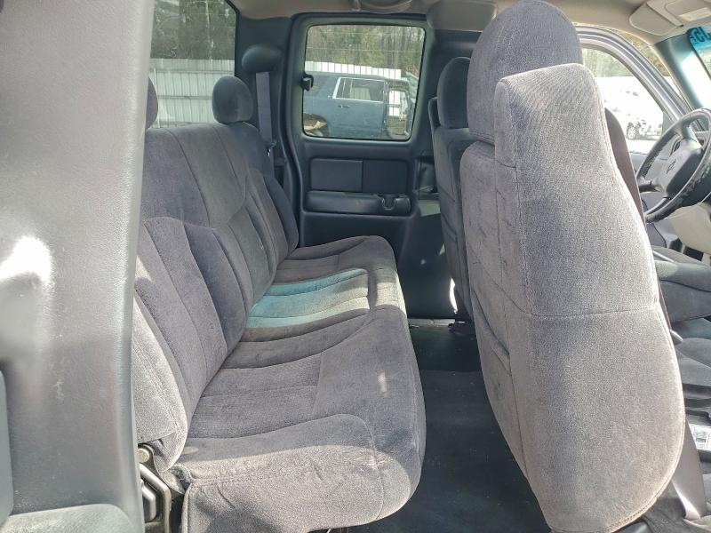 Photo 10 from auction – 2000 CHEVROLET SILVERADO with VIN 2GCEC19TXY1308812