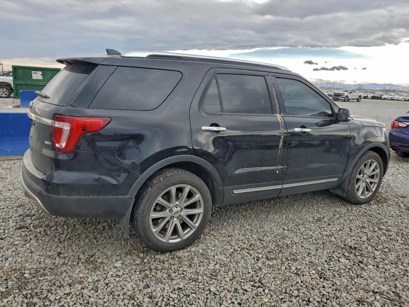 Photo 3 from auction – 2016 FORD EXPLORER L with VIN 1FM5K8F83GGA76921