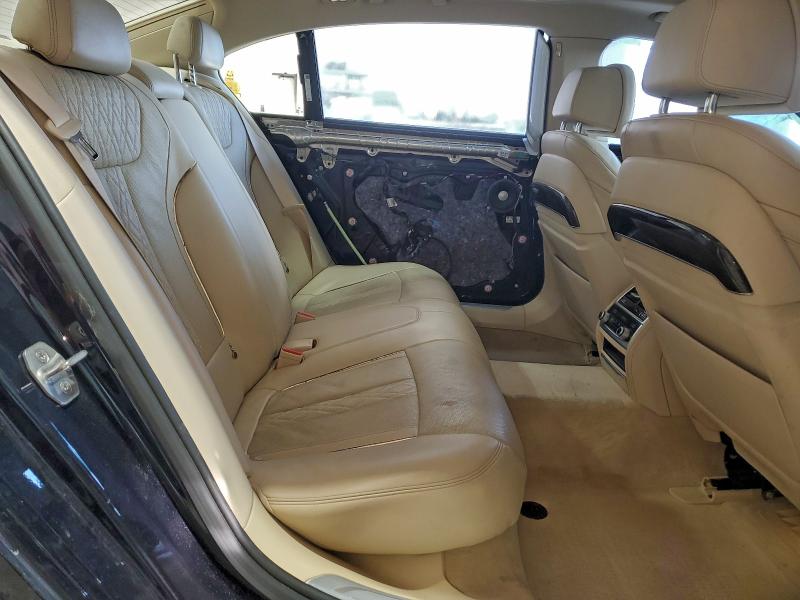 Photo 10 from auction – 2016 BMW 740 I with VIN WBA7E2C50GG503822