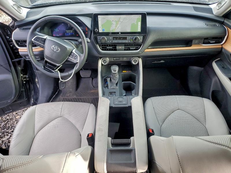 Photo 8 from auction – 2024 TOYOTA GRAND HIGH with VIN 5TDAAAB53RS041541