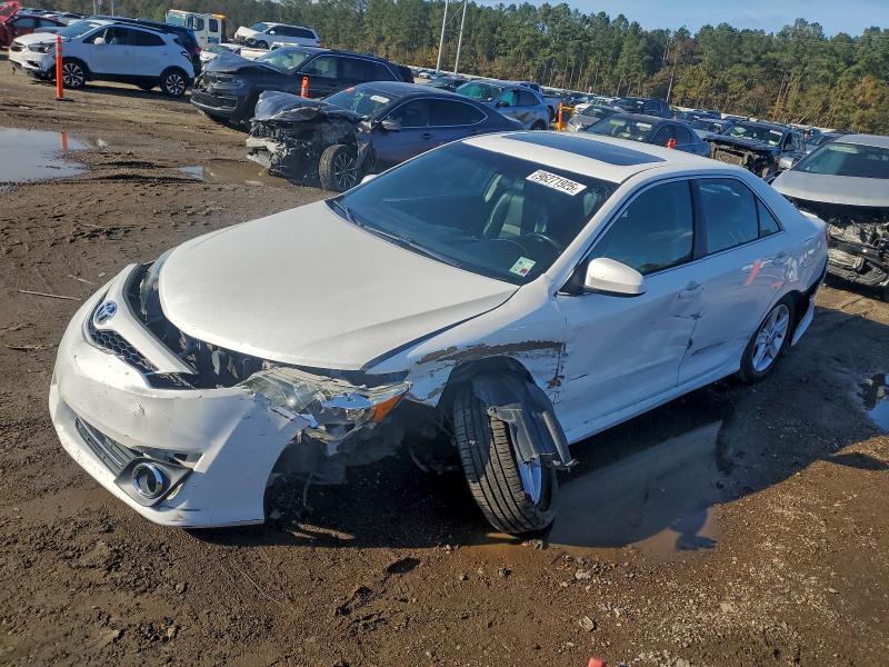 Photo 1 from auction – 2014 TOYOTA CAMRY L with VIN 4T1BF1FK8EU396308