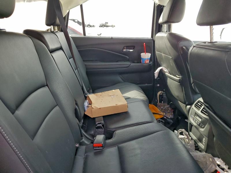Photo 11 from auction – 2022 HONDA PILOT with VIN 5FNYF6H22NB037618