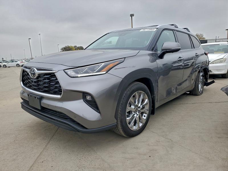 Photo 1 from auction – 2026 TOYOTA HIGHLANDER with VIN 5TDKDRBH7TS596651
