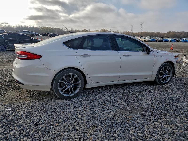 Photo 3 from auction – 2017 FORD FUSION SE with VIN 3FA6P0HD3HR154197