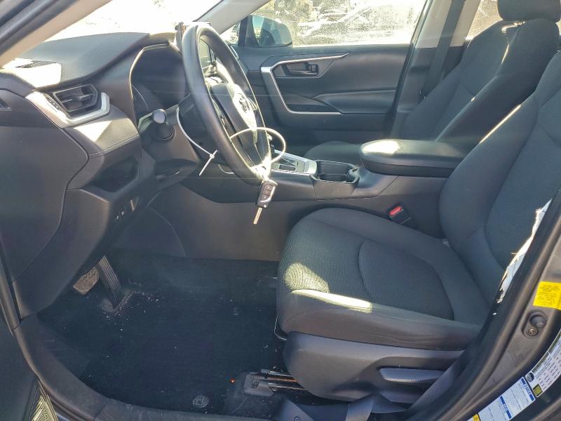Photo 7 from auction – 2019 TOYOTA RAV4 LE with VIN 2T3F1RFV7KW039651