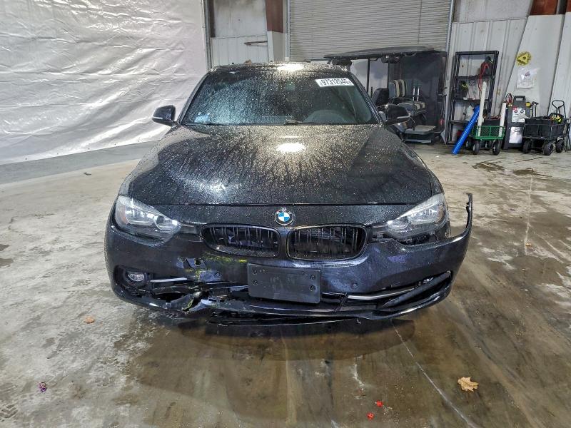 Photo 5 from auction – 2017 BMW 330 XI with VIN WBA8D9C50HK677887