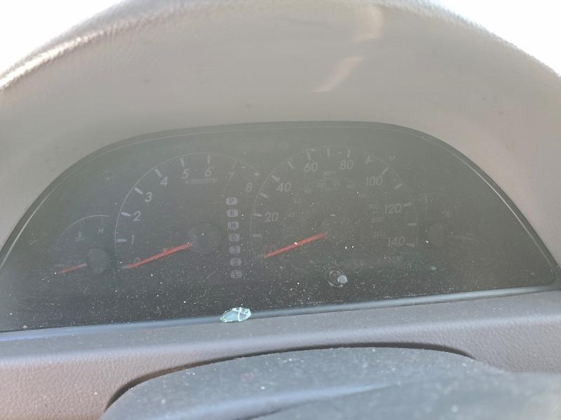 Photo 9 from auction – 2005 TOYOTA CAMRY LE with VIN 4T1BE32K85U553002