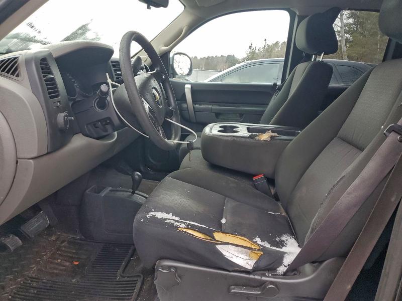 Photo 7 from auction – 2011 CHEVROLET SILVERADO with VIN 1GCRKREA6BZ449737
